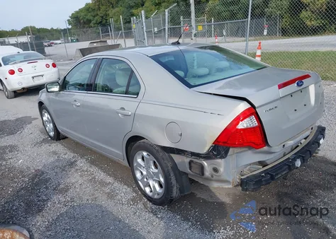 2010 Ford Fusion Se из США, поврежденный, VIN 3FAHP0HA8AR417482